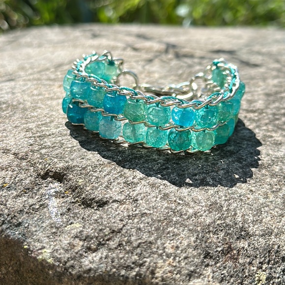 Blue apatite chain bracelet - Picture 3 of 6